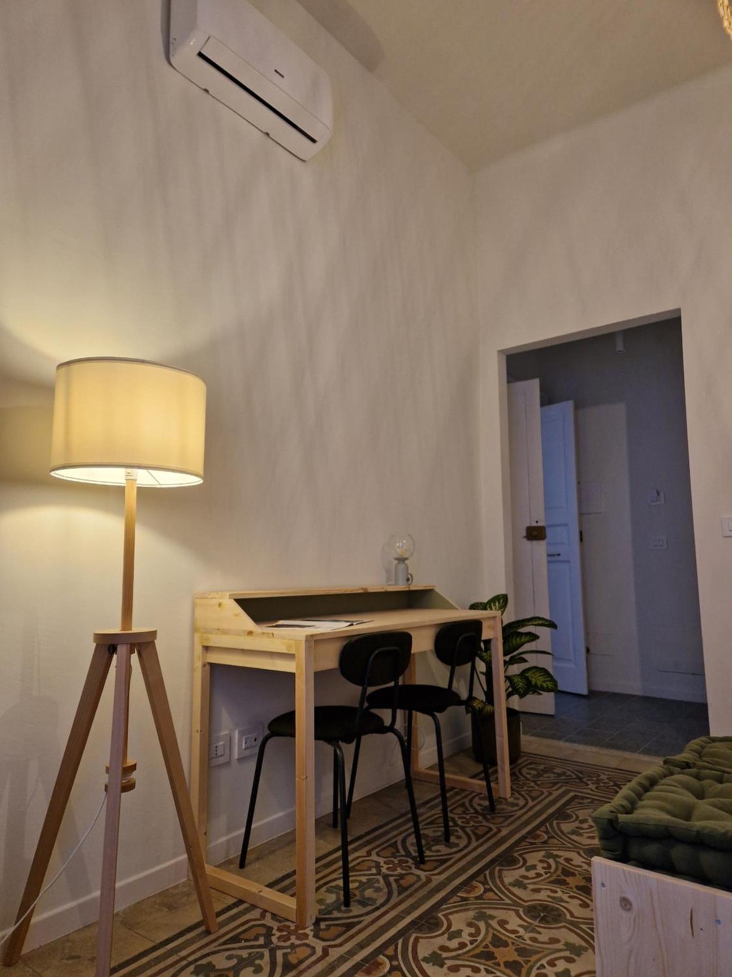 Lostabile Guesthouse & Coworking บารี ภายนอก รูปภาพ